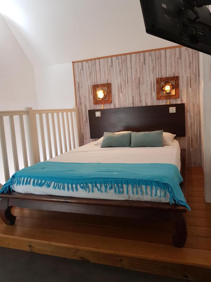 Le Vacoa Bed & Breakfast ลาซาลีน เลอแบ็ง ภายนอก รูปภาพ