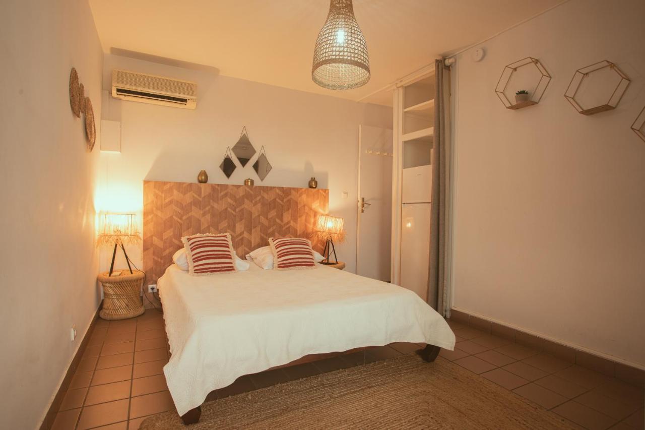 Le Vacoa Bed & Breakfast ลาซาลีน เลอแบ็ง ภายนอก รูปภาพ